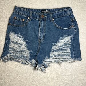 BooHoo Size US 4 Blue Jean Distressed Shorts